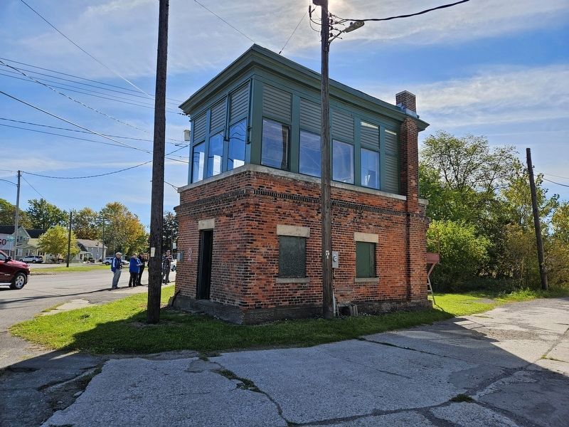 R.R. Signal Tower image. Click for full size.