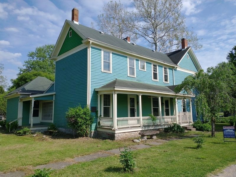 Gordon Double Residence. Click for full size. Gordon Double Residence image. Click for full size.