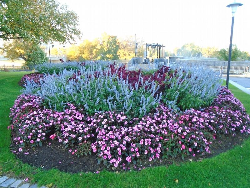 The International Peace Garden/Le Jardin International de la Paix. Click for full size. The International Peace Garden/Le Jardin International de la Paix image. Click for full size.