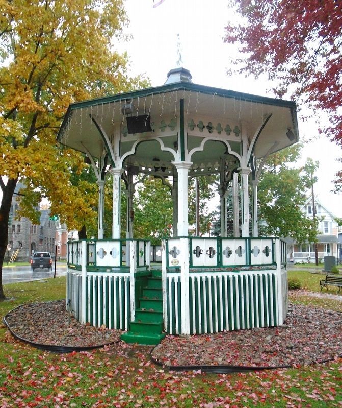 Park Gazebo image. Click for full size.