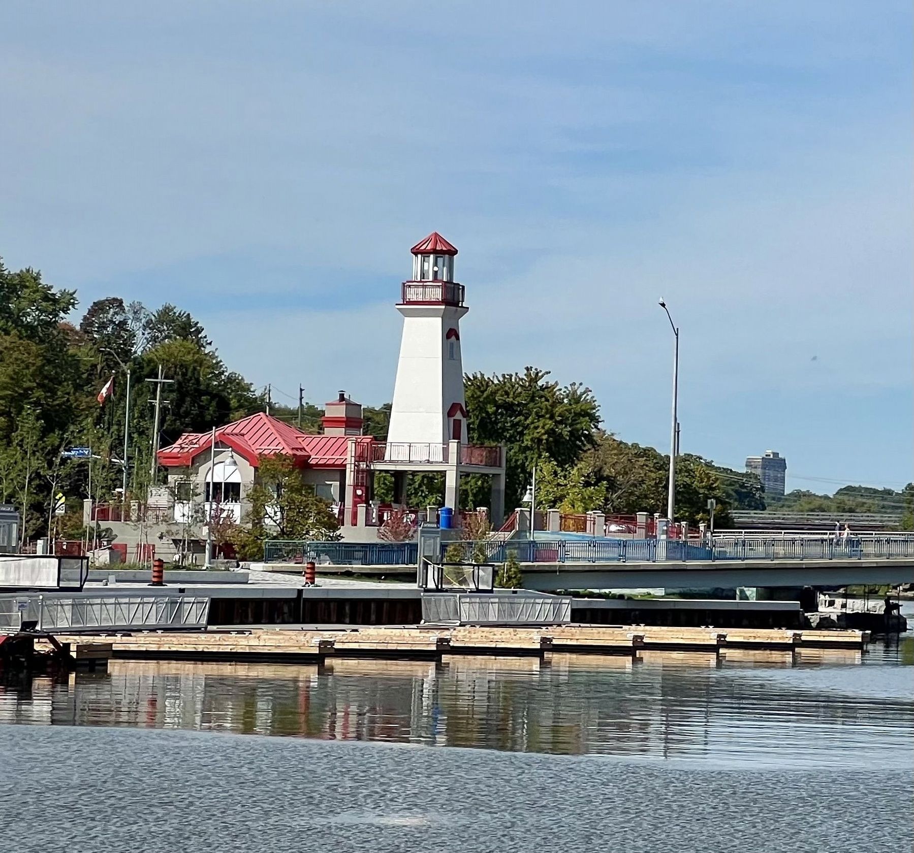 The Port Credit Lighthouse, 2024 image. Click for full size.