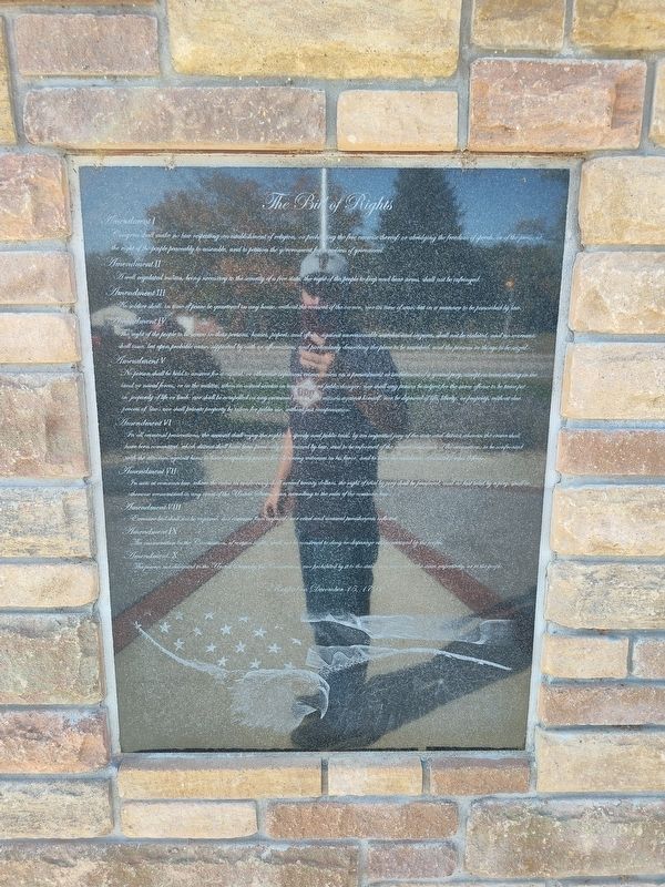 Hamilton Veterans Memorial image. Click for full size.