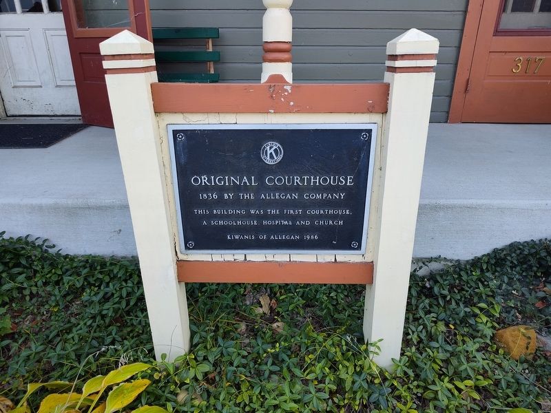 Original Courthouse Marker. Click for full size. Original Courthouse Marker image. Click for full size.