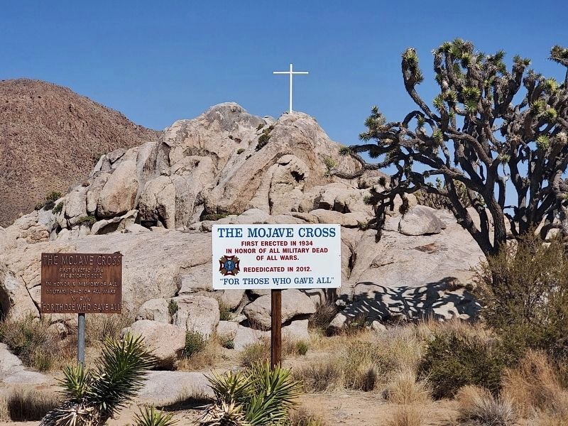 The Mojave Cross and Marker image. Click for full size.