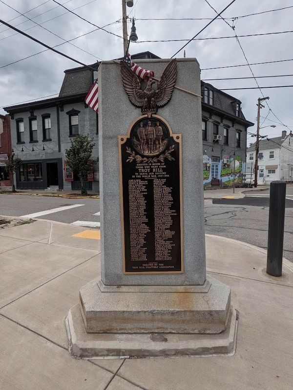Troy Hill World War Memorial image. Click for full size.