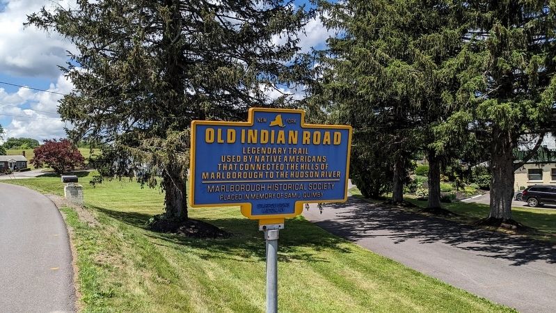 Old Indian Road Marker image. Click for full size.