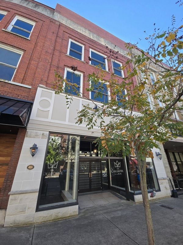 618 State Street portion of the building, marker to the left. Click for full size. 618 State Street portion of the building, marker to the left image. Click for full size.