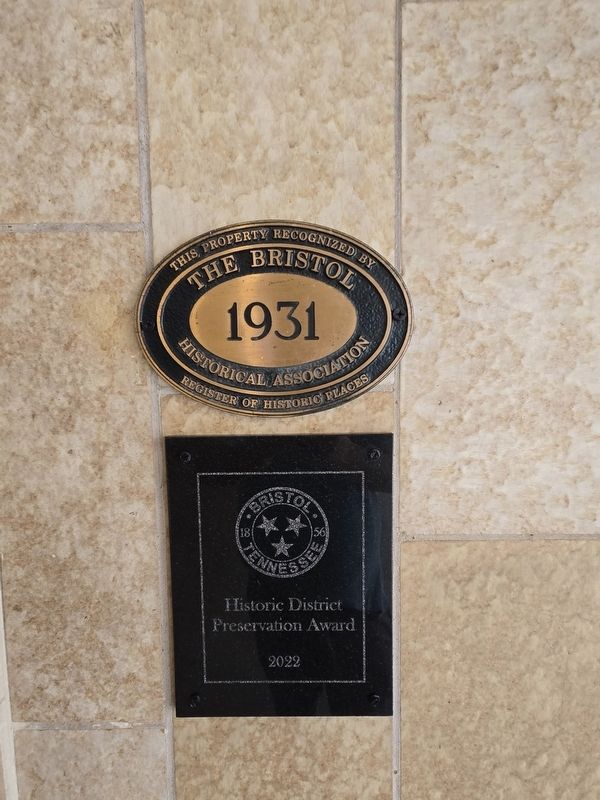 Paramount Theatre Marker image. Click for full size.