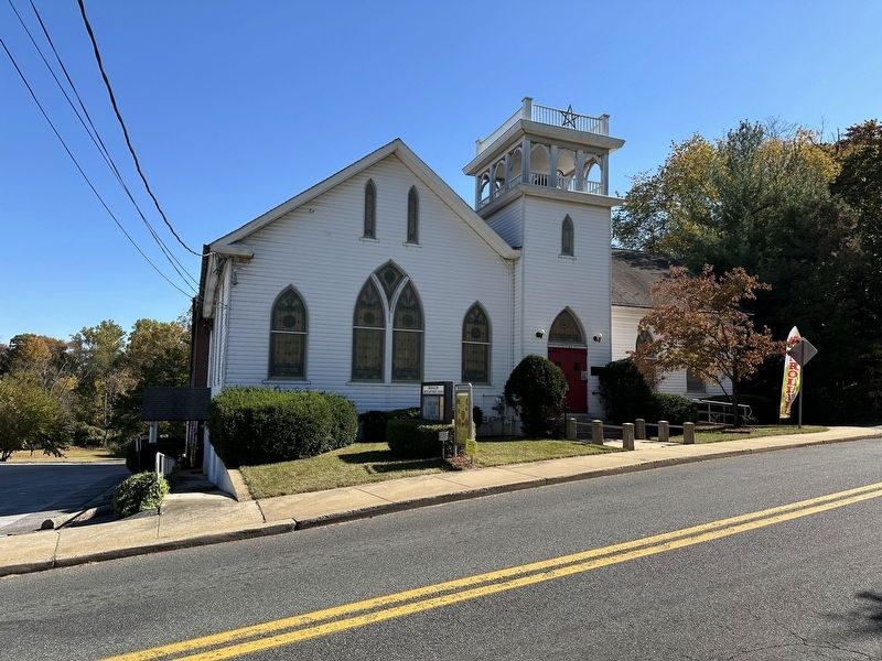 Marshallton United Methodist Church Marker - View of Church image. Click for full size.