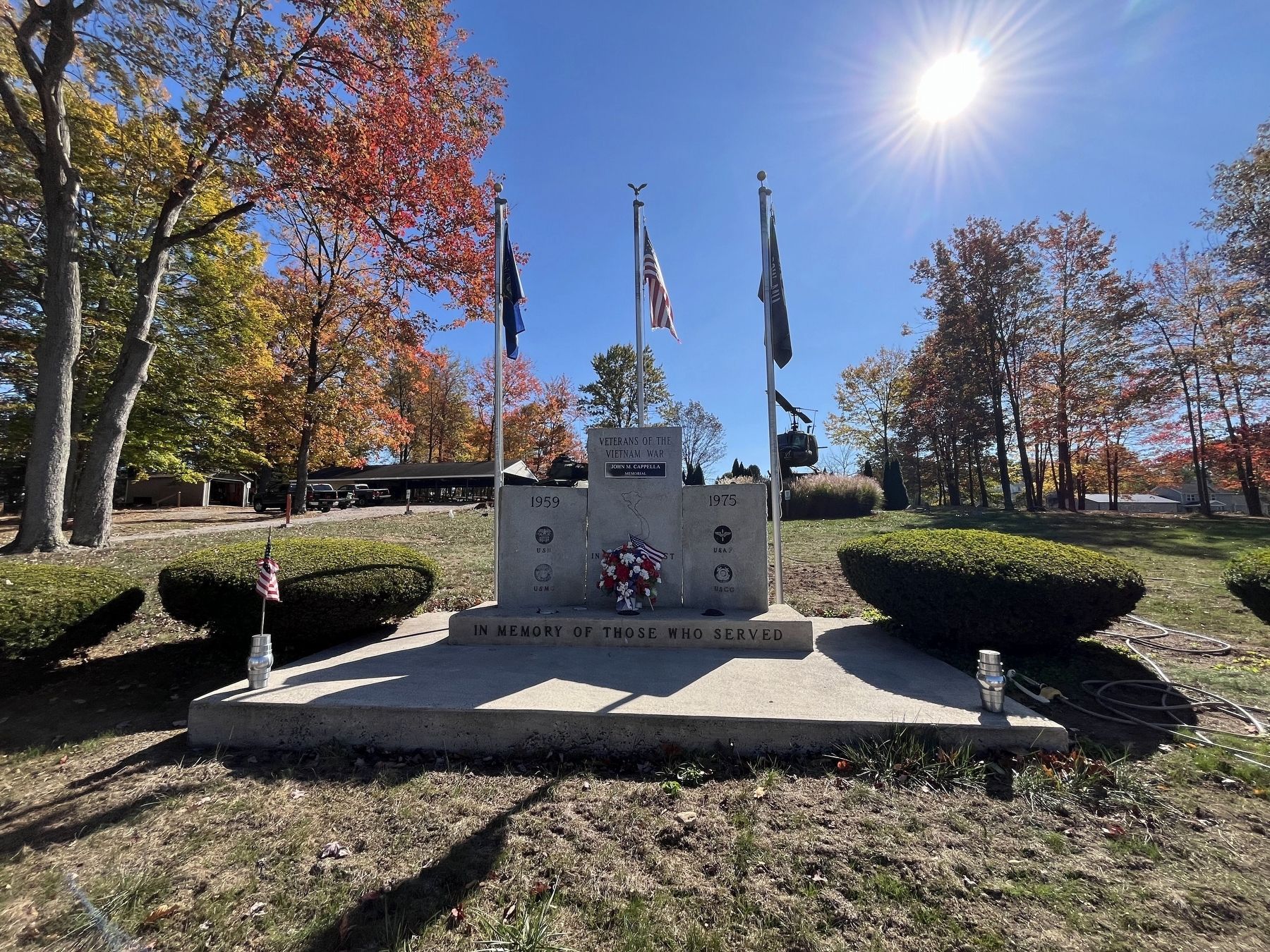 Vietnam Veterans Memorial image. Click for full size.