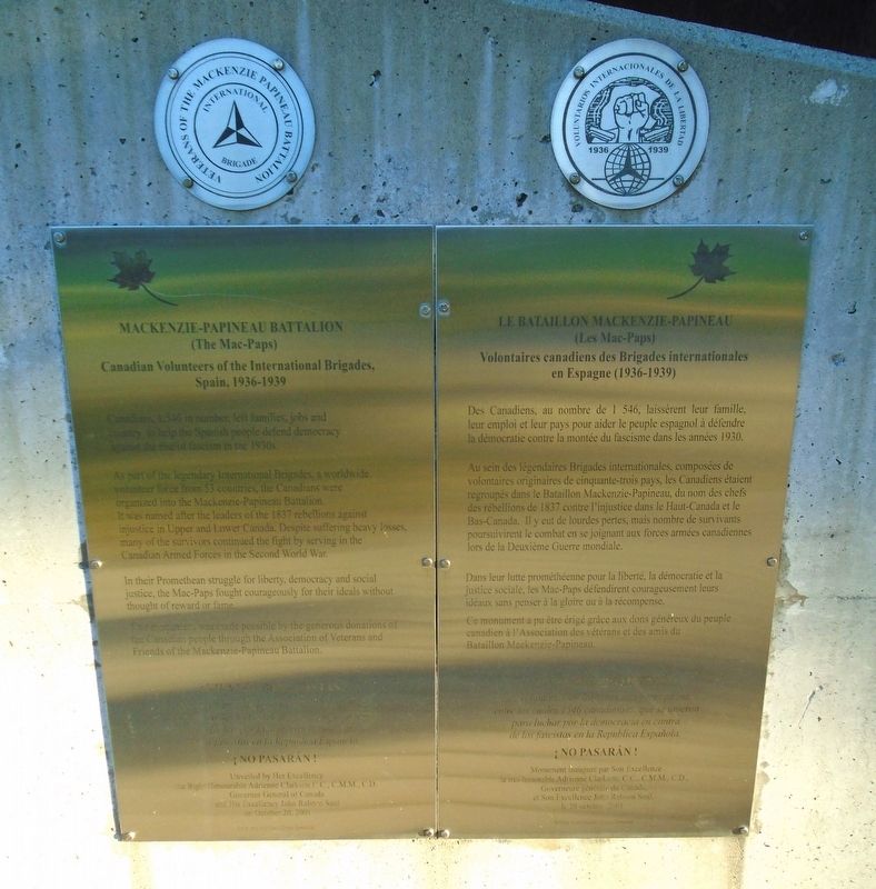 Mackenzie-Papineau Battalion/Le bataillon Mackenzie-Papineau Markers image. Click for full size.