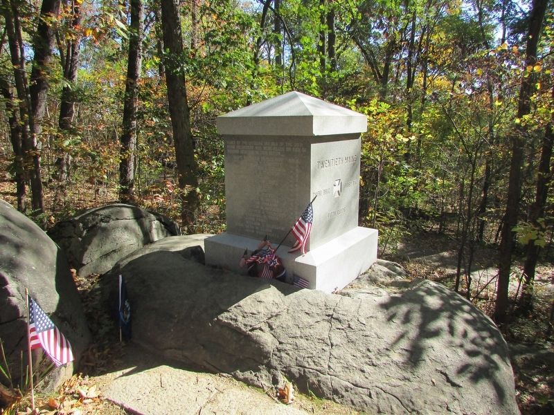Monument to the 20th Maine image. Click for full size.
