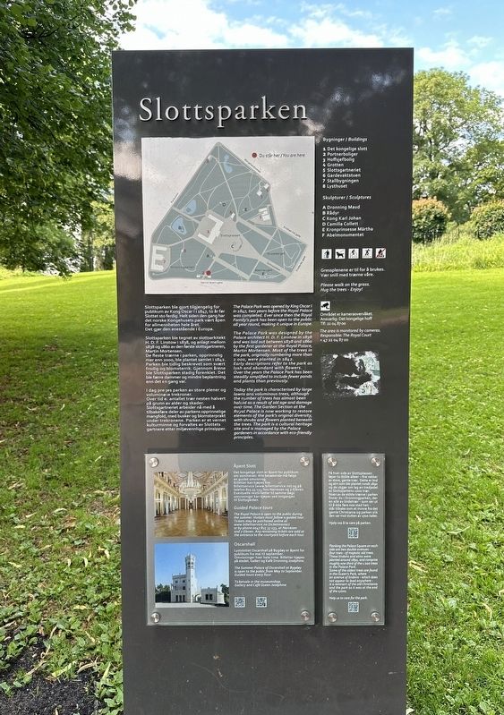 Slottsparken / Palace Park Marker image. Click for full size.