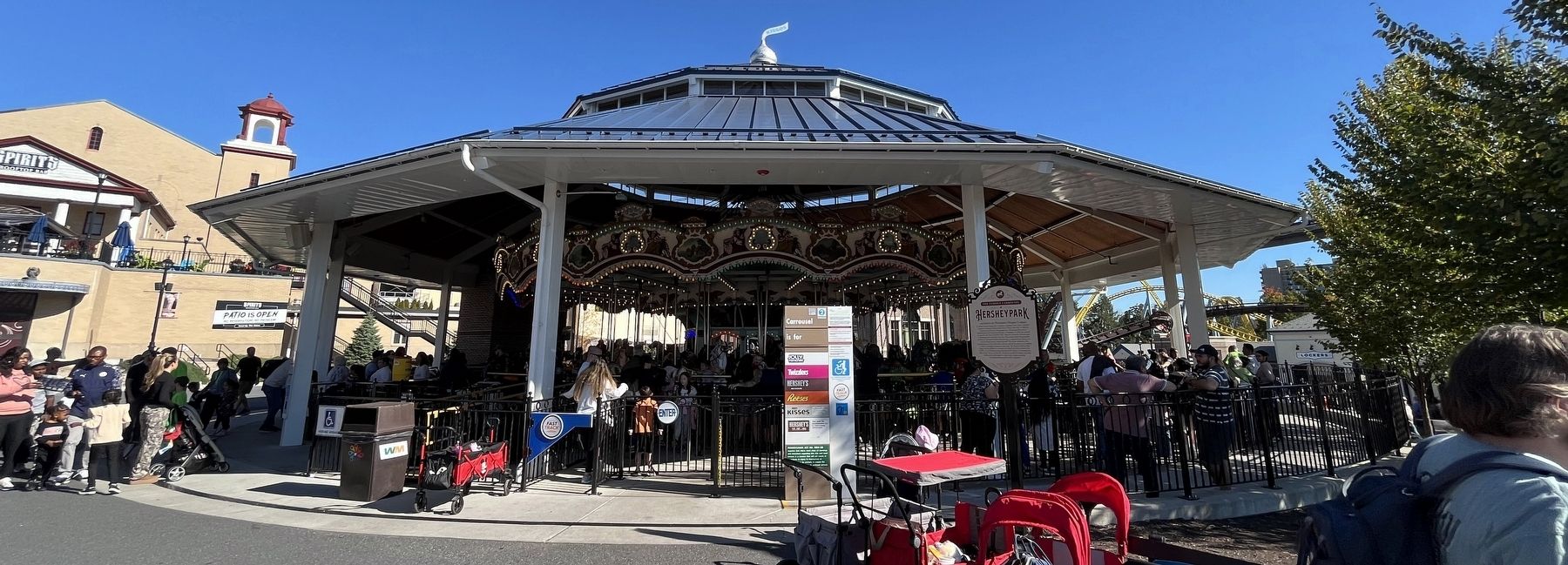 The Carrousel at Hersheypark image. Click for full size.