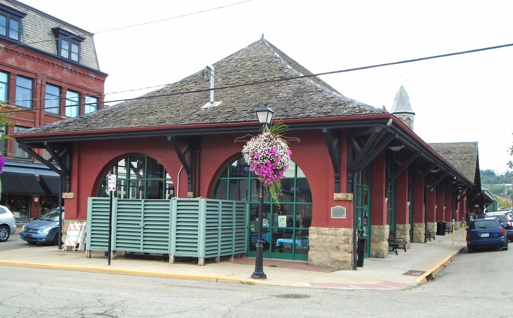 The Lower Market House Marker image. Click for full size.