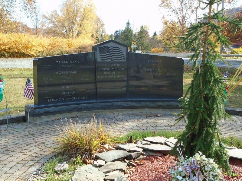 War Memorial image. Click for full size.