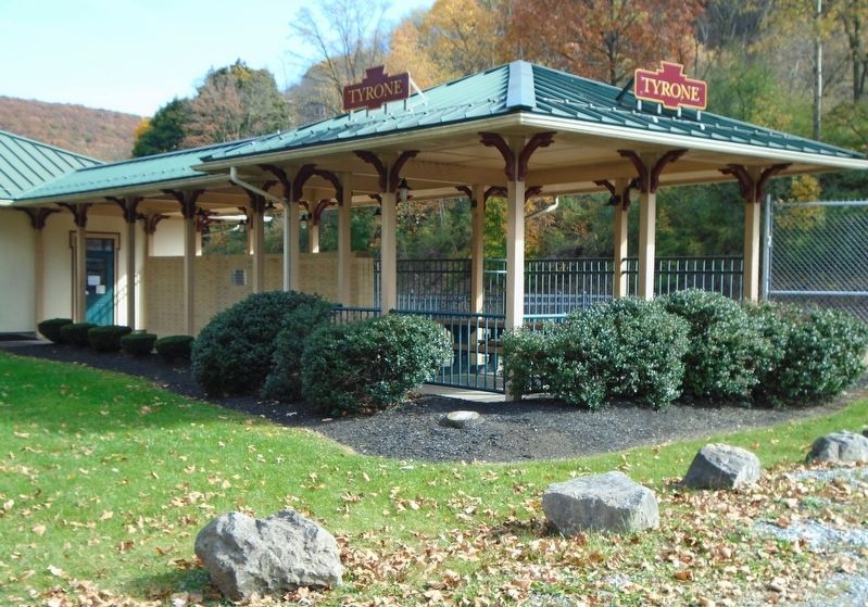 Tyrone's Railroad Families Memorial image. Click for full size.