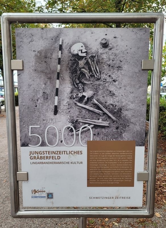 Jungsteinzeitliches Gr�berfeld / Neolithic Burial Ground Marker image. Click for full size.