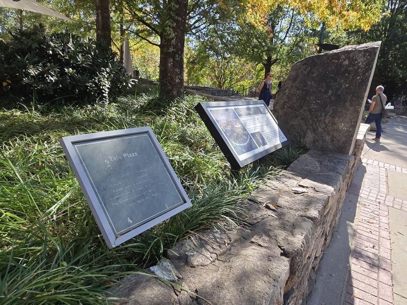 Tate Plaza Marker on the left next to Liberty Bridge marker. Click for full size. Tate Plaza Marker on the left next to Liberty Bridge marker image. Click for full size.