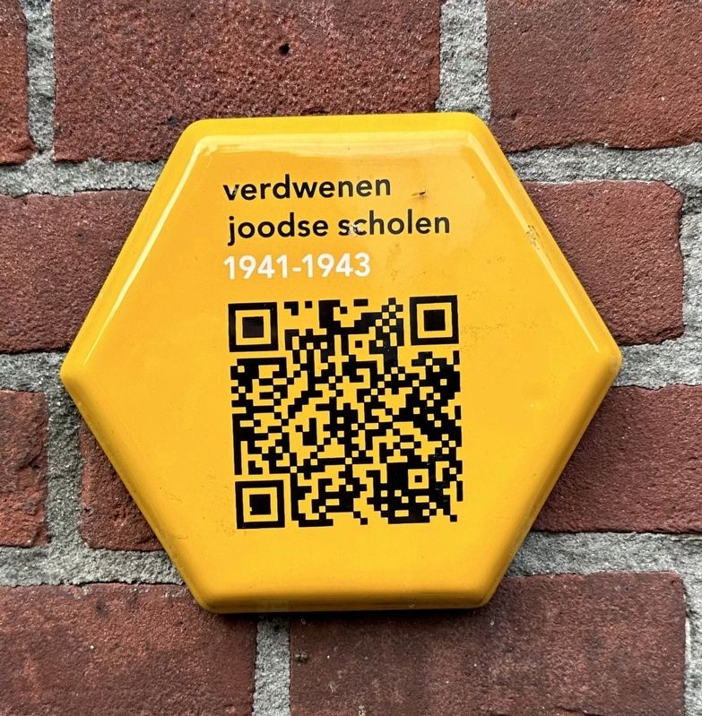 Wilhelmina Catharina School QR Code image. Click for full size.