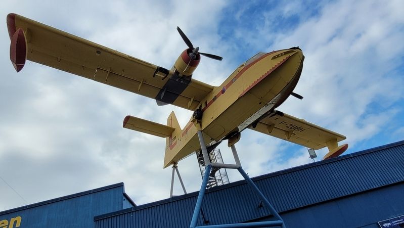 The under bottom of the Canadair CL-215. Click for full size. The under bottom of the Canadair CL-215 image. Click for full size.