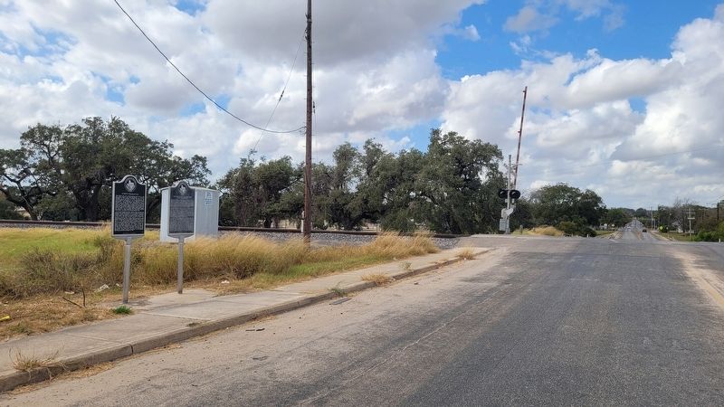 The view of the markers along the street image. Click for full size.