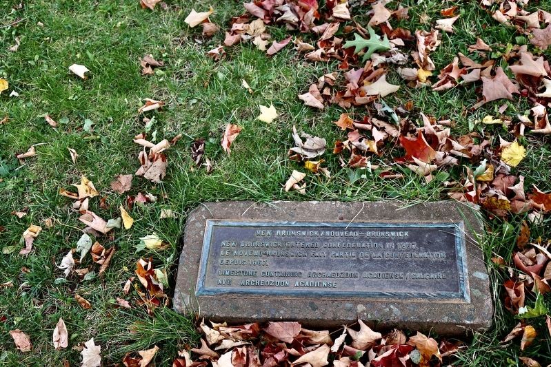 New Brunswick/Nouveau-Brunswick Marker. Click for full size. New Brunswick/Nouveau-Brunswick Marker image. Click for full size.