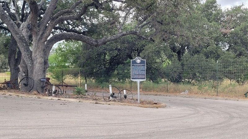 The view of the Dr. Ben and Mona Parker and KBOP Radio Marker image. Click for full size.