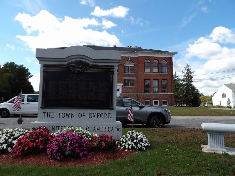 Oxford, MA World War I Memorial image. Click for full size.