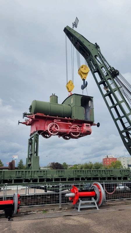 The steam-storage-locomotive is on the hook. Click for full size. The steam-storage-locomotive is on the hook image. Click for full size.