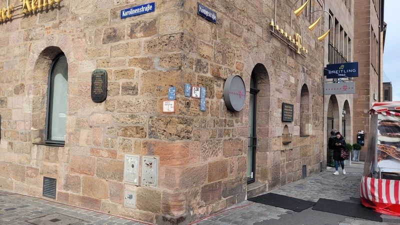 The Nassauer Haus Marker is on the left side of the building. Click for full size. The Nassauer Haus Marker is on the left side of the building image. Click for full size.