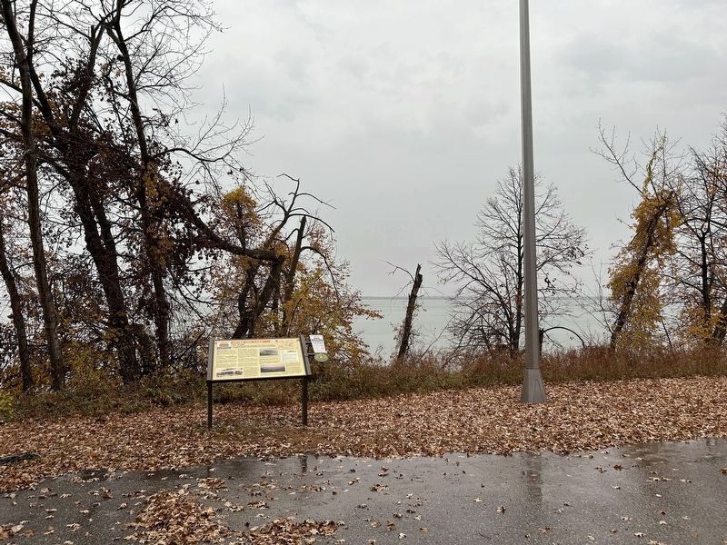 Otter Tail Lake & Marker image. Click for full size.