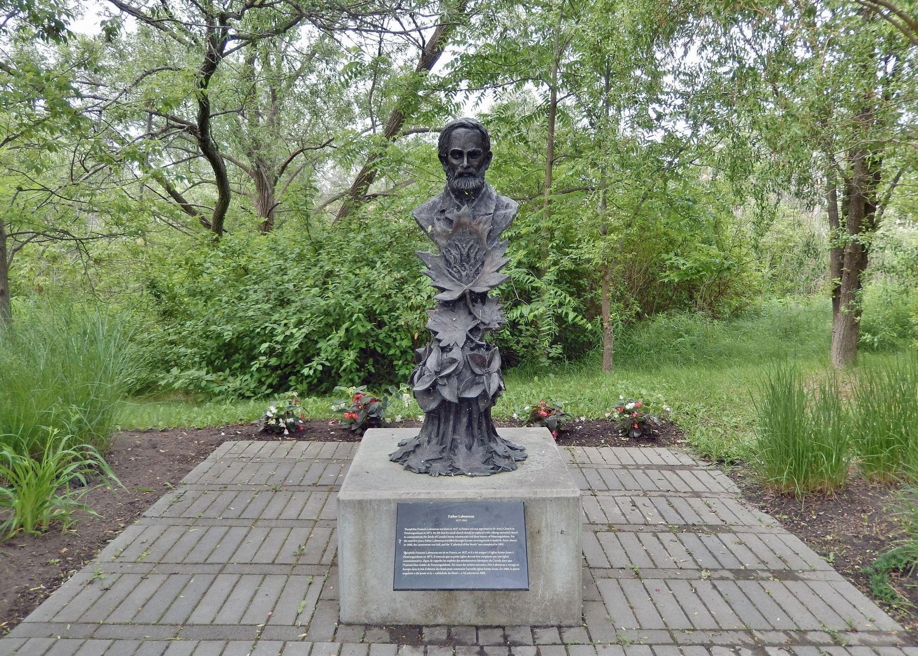 Father Laboureau Marker & Sculpture image. Click for full size.