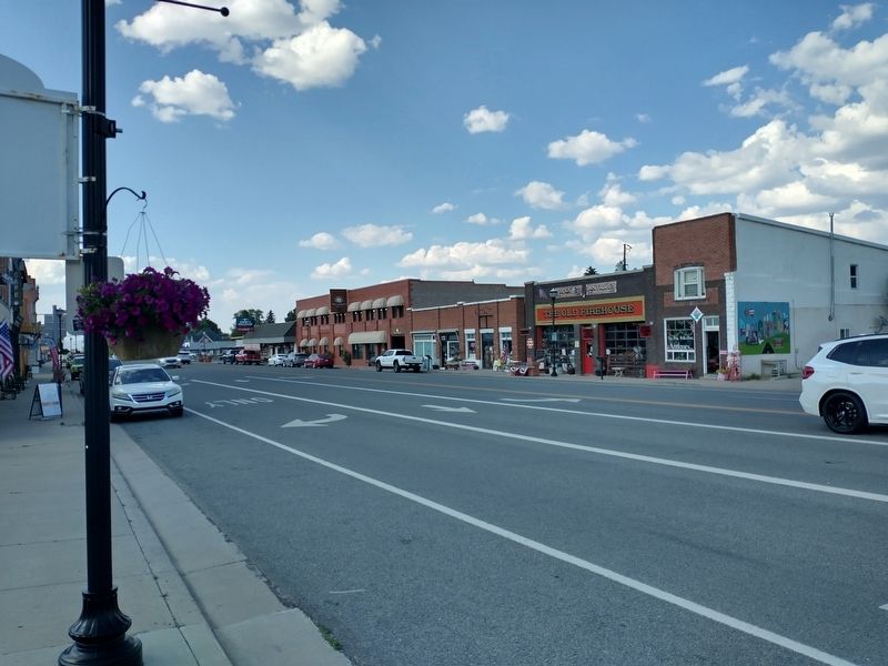 North Main Street Panguitch, UT - Looking North image. Click for full size.