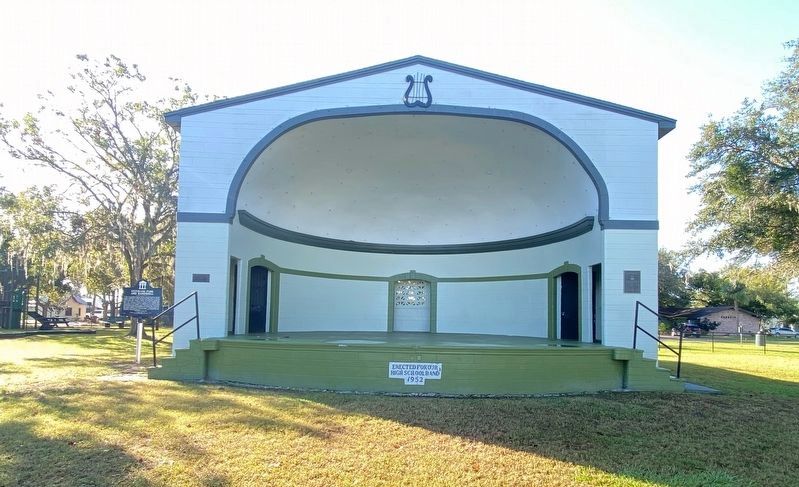 Veterans Park and Bandshell Marker image. Click for full size.