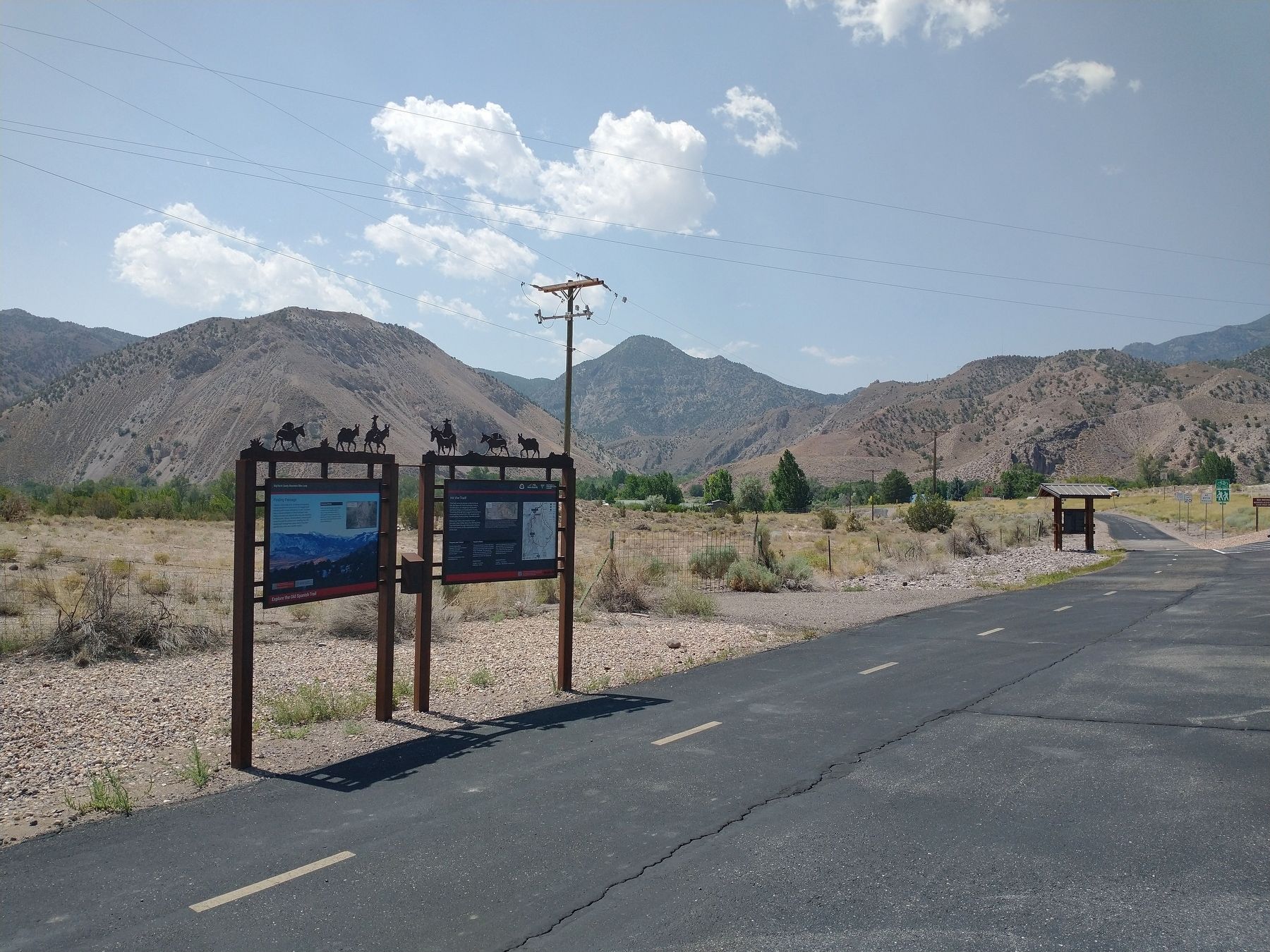 Explore the Old Spanish Trail Marker image. Click for full size.
