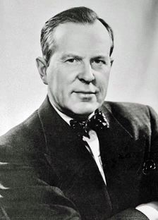 The Rt. Hon. Lester B. Pearson, 14th Prime Minister of Canada image. Click for full size.