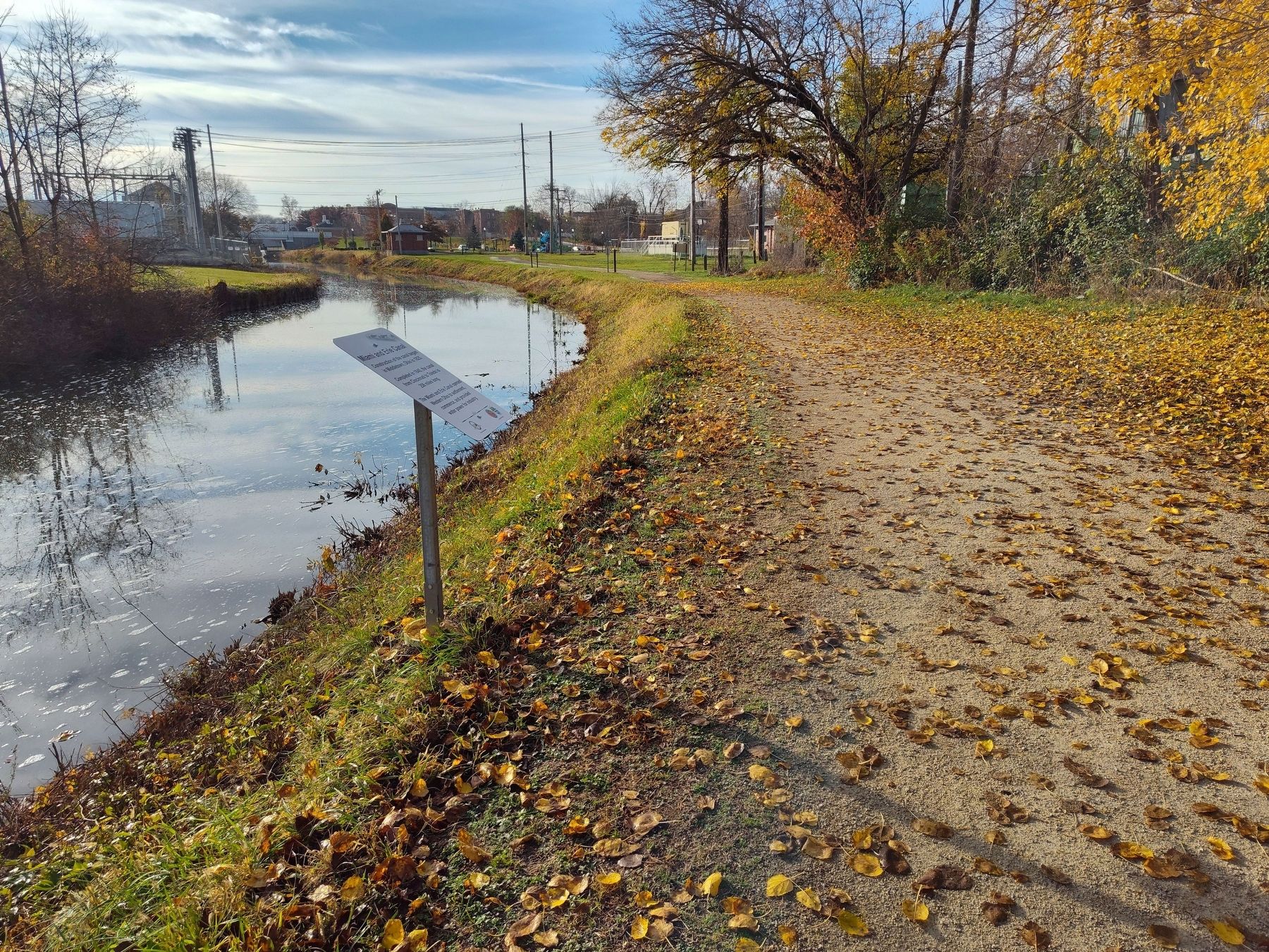 Miami and Erie Canal Marker image. Click for full size.