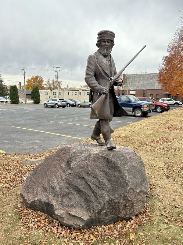 Joe Whitford Statue image. Click for full size.