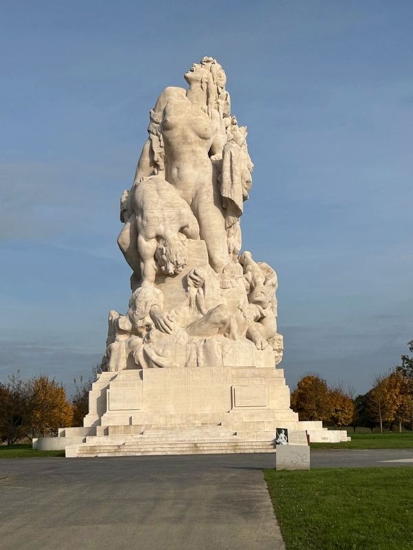 Battle of the Marne American Monument. Click for full size. Battle of the Marne American Monument image. Click for full size.