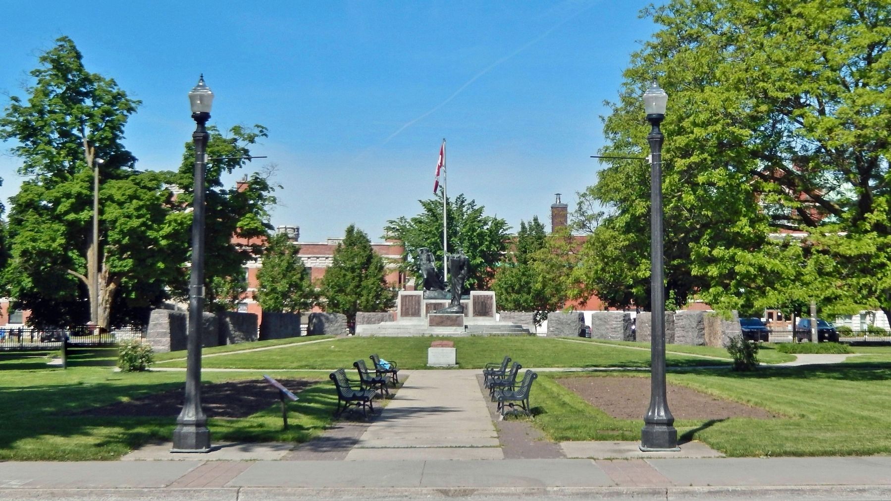 The Citizens' War Memorial image. Click for full size.
