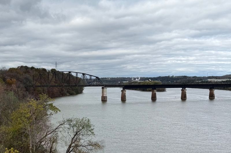 Railroad Trestle Bridge image. Click for full size.