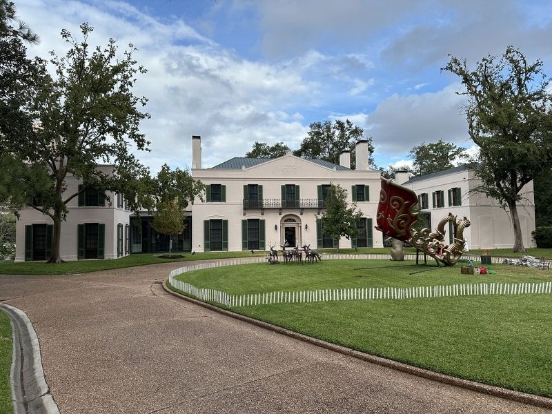 Bayou Bend Marker (Front of House) image. Click for full size.
