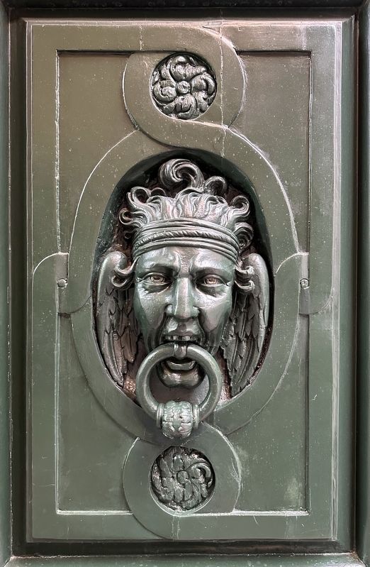 Hôtel de Saint-Aignan Door Knocker. Click for full size. Hôtel de Saint-Aignan Door Knocker image. Click for full size.