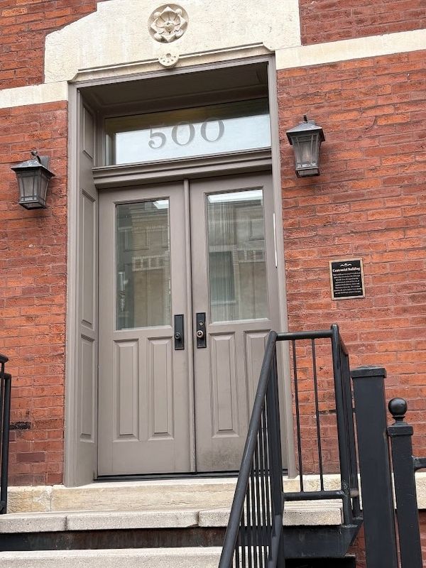Centennial Building Marker at 500 W. Armitage image. Click for full size.