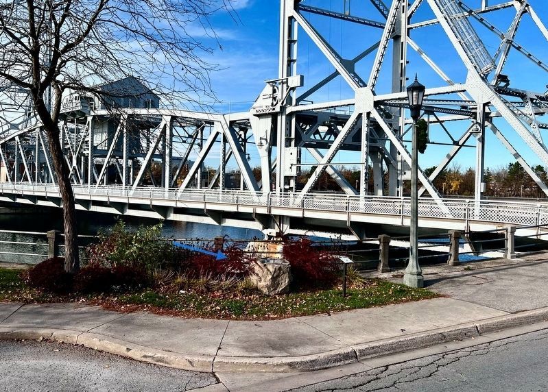 Main Street Bridge (Bridge 13)/Pont de la Rue Main (Pont 13) Marker. Click for full size. Main Street Bridge (Bridge 13)/Pont de la Rue Main (Pont 13) Marker image. Click for full size.