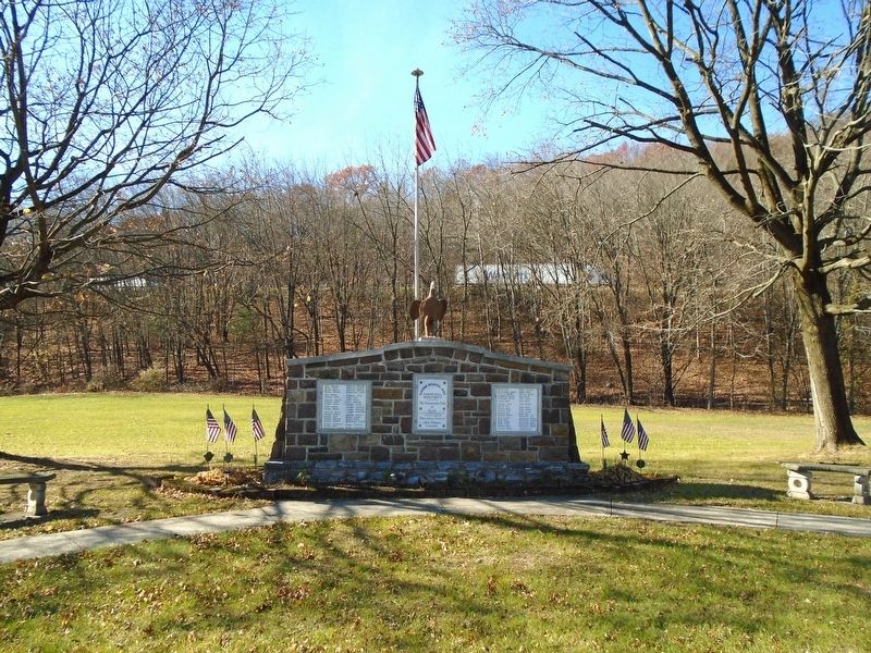 World War II Honor Roll Memorial image. Click for full size.