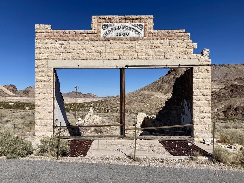 Porter Brothers' Store. Click for full size. Porter Brothers' Store image. Click for full size.