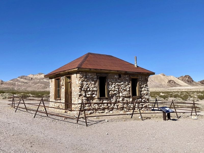 Miner's Cabin and Marker. Click for full size. Miner's Cabin and Marker image. Click for full size.