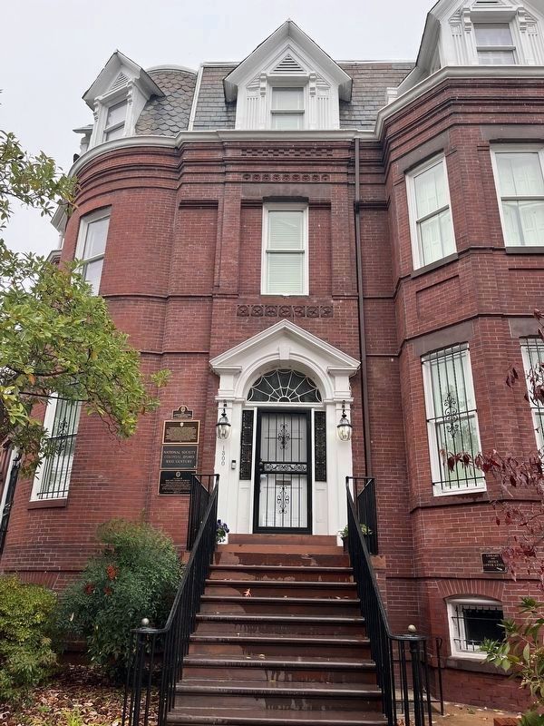 The Scriven House image. Click for full size.